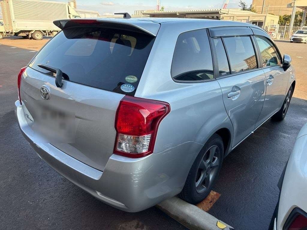 TOYOTA COROLLA FIELDER
