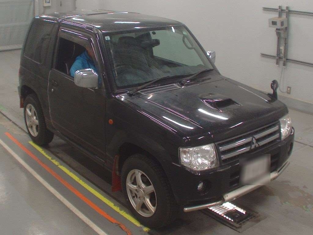 MITSUBISHI PAJERO MINI