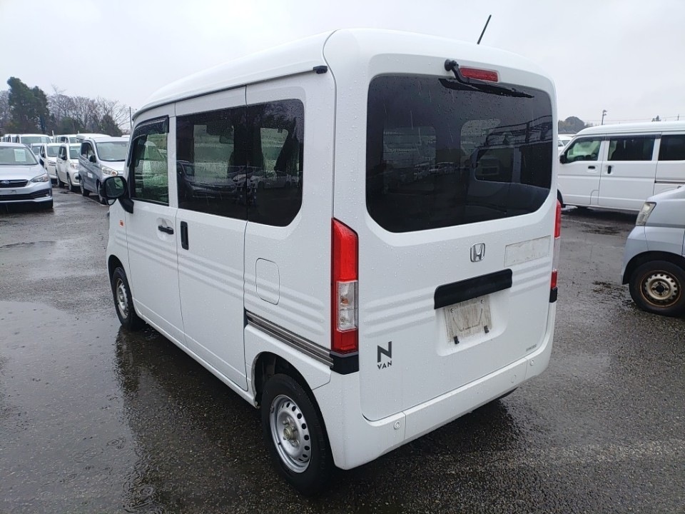 HONDA N-VAN