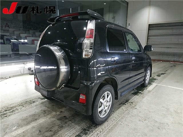 DAIHATSU TERIOS KID