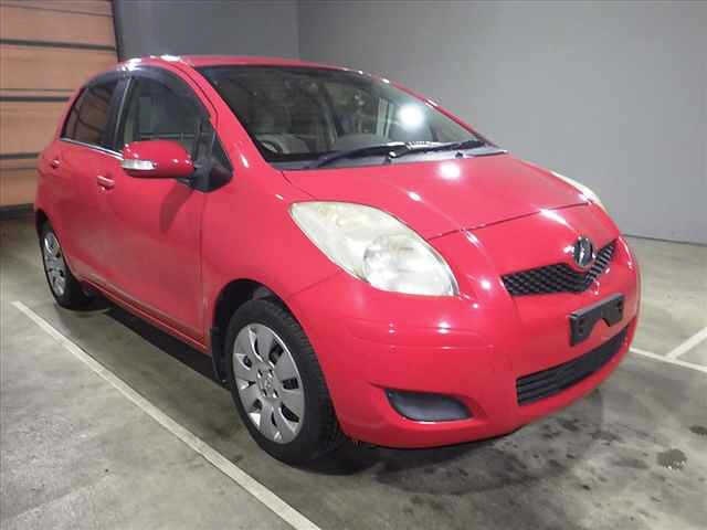 TOYOTA VITZ