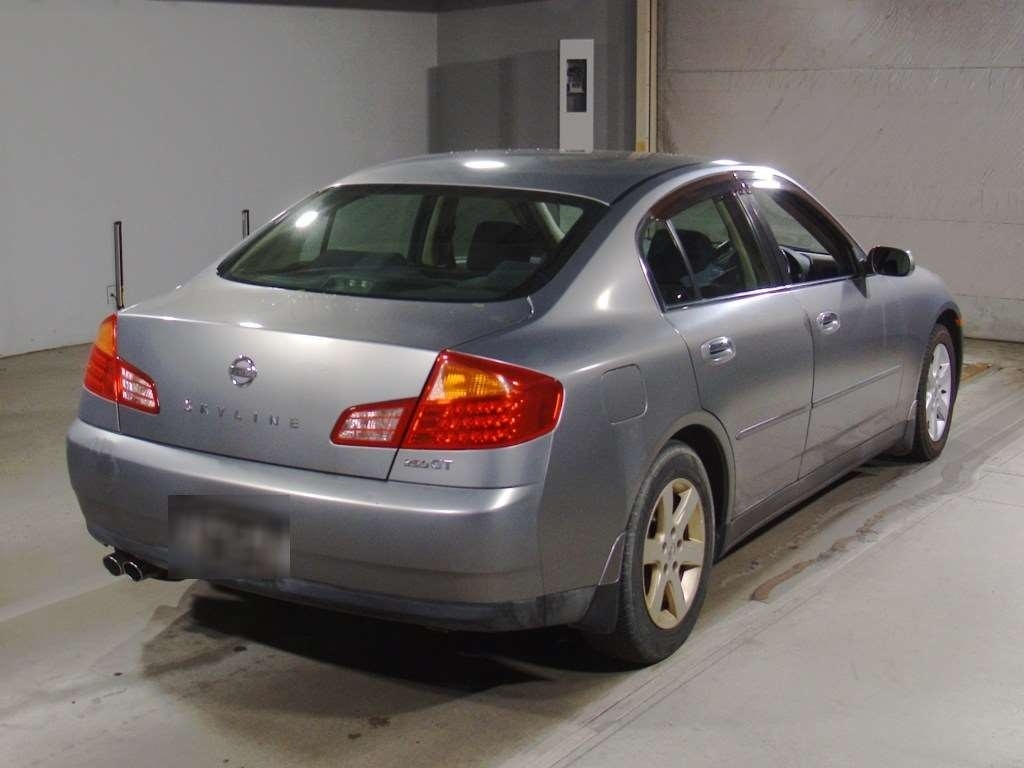NISSAN SKYLINE