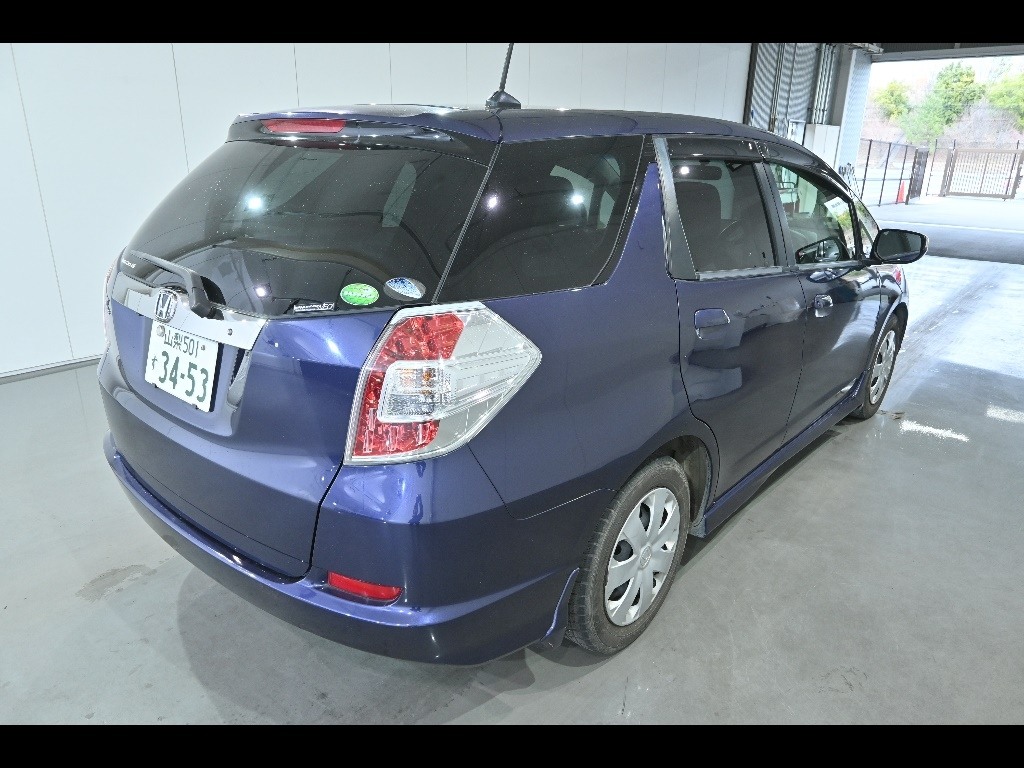 HONDA FIT SHUTTLE