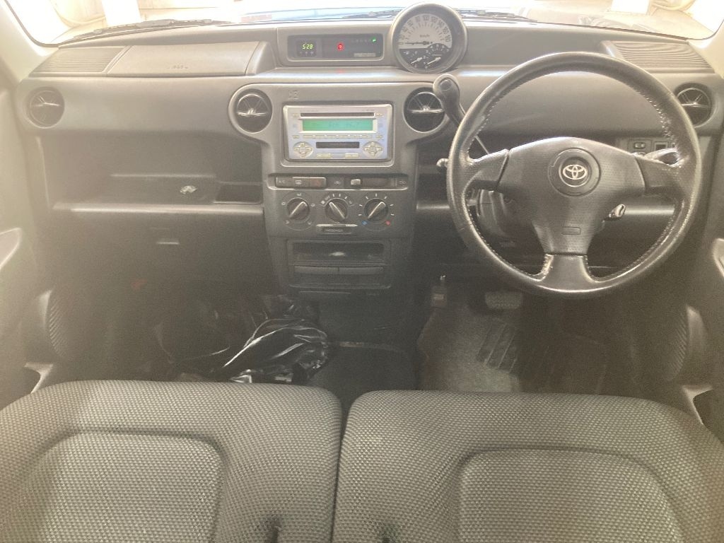TOYOTA BB