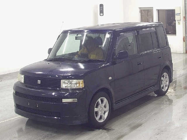 TOYOTA BB