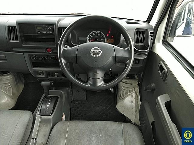 NISSAN NV100 CLIPPER