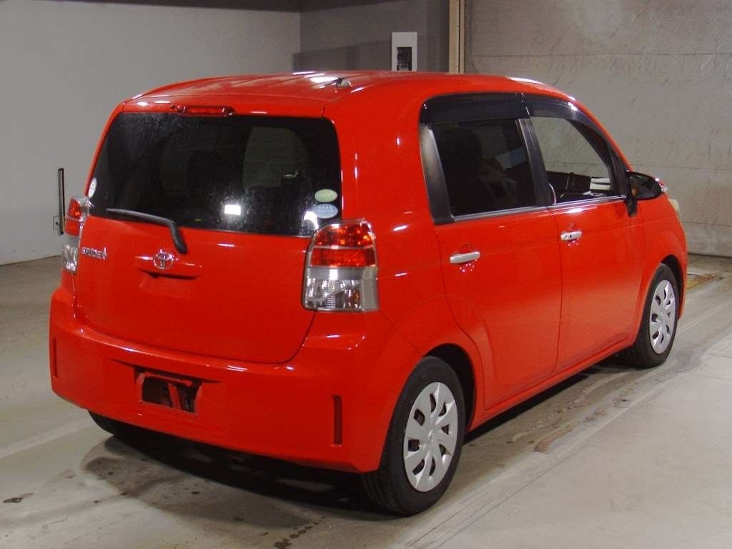TOYOTA SPADE