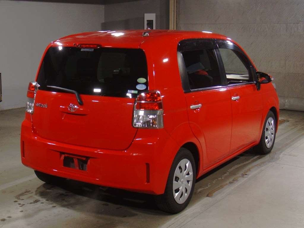 TOYOTA SPADE