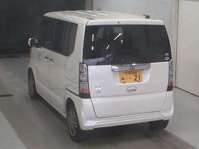 HONDA N-BOX