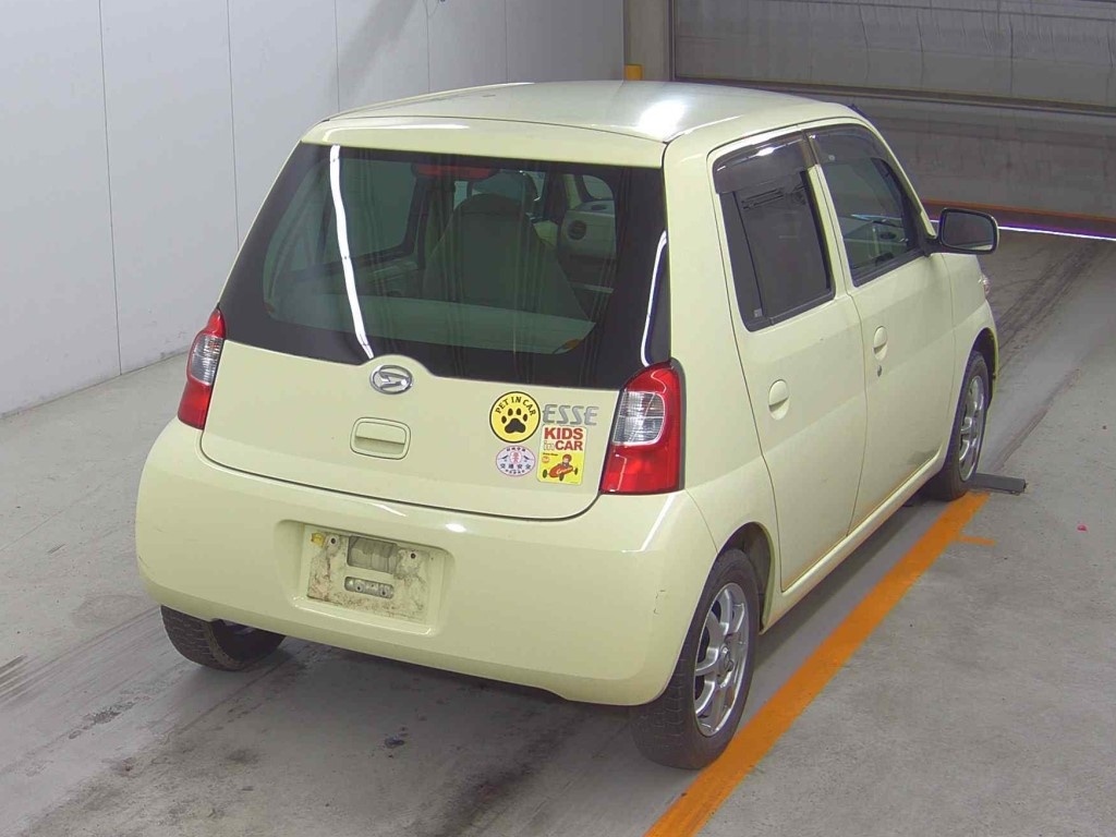 DAIHATSU ESSE