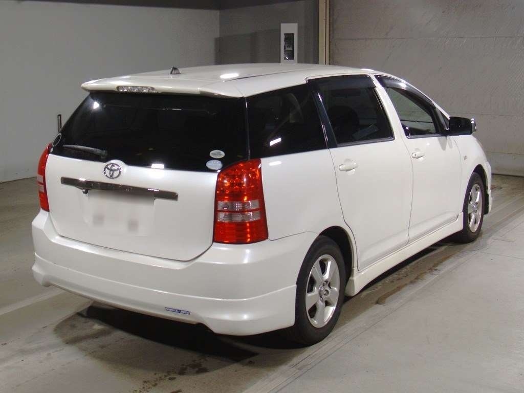 TOYOTA WISH