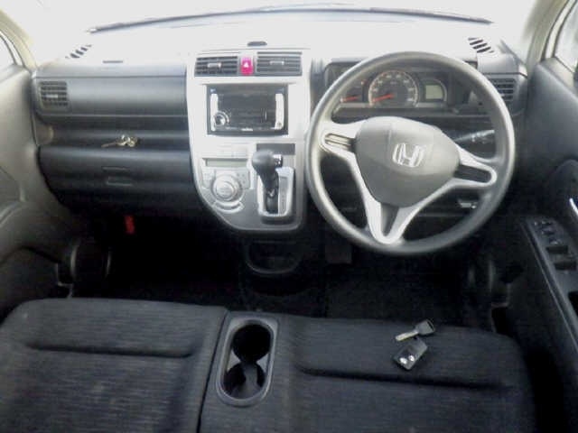 HONDA ZEST