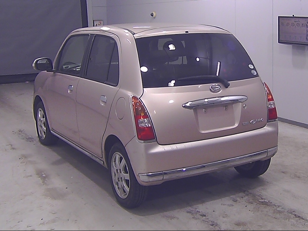 DAIHATSU MIRA GINO