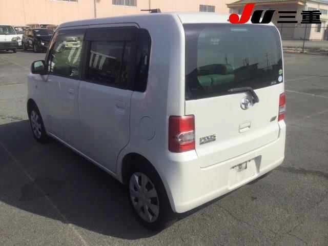 TOYOTA PIXIS SPACE