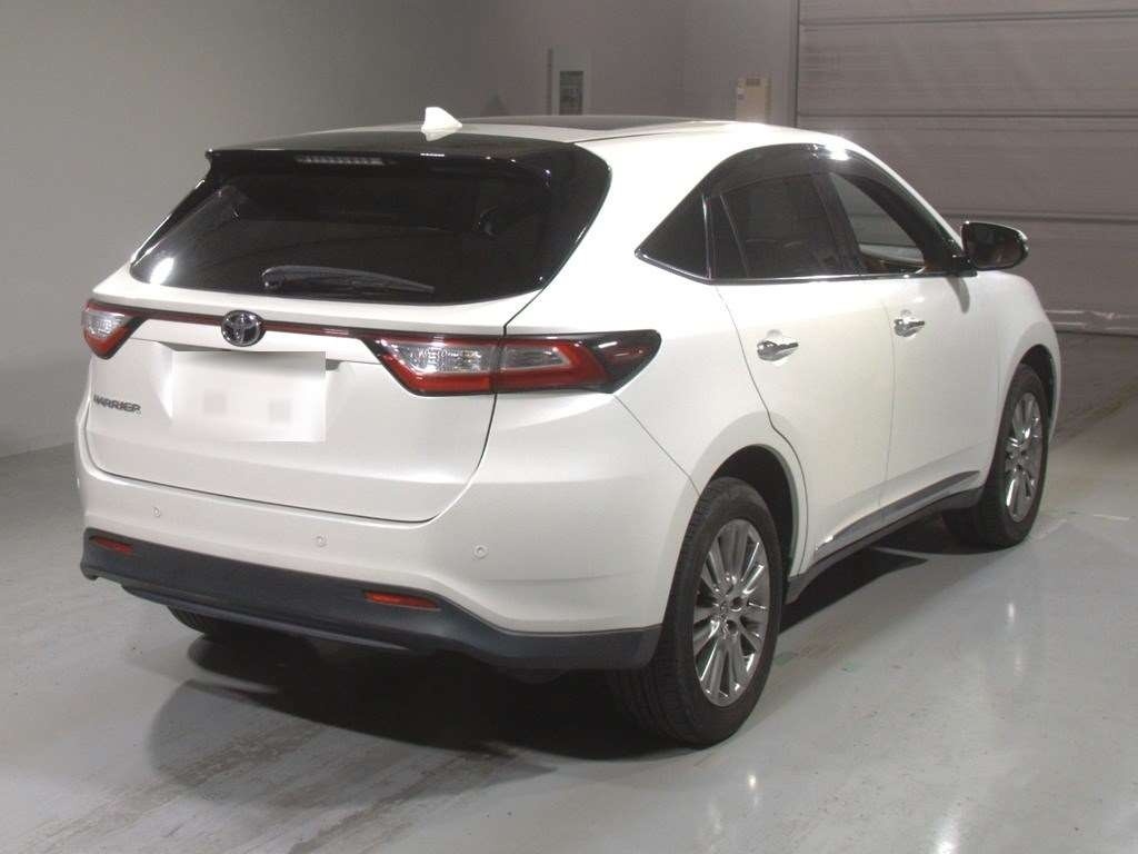 TOYOTA HARRIER