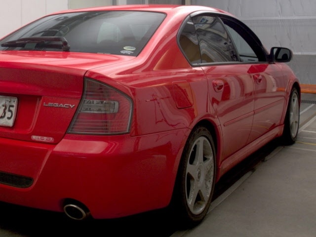 SUBARU LEGACY B4