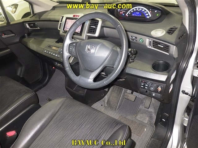 HONDA FREED