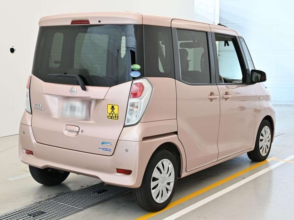 NISSAN DAYZ ROOX