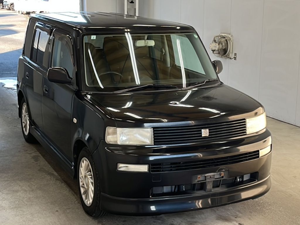 TOYOTA BB
