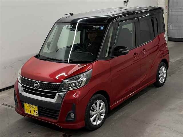 NISSAN DAYZ ROOX