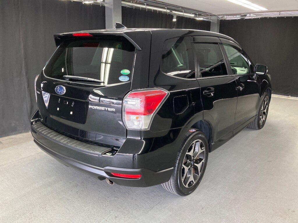 SUBARU FORESTER