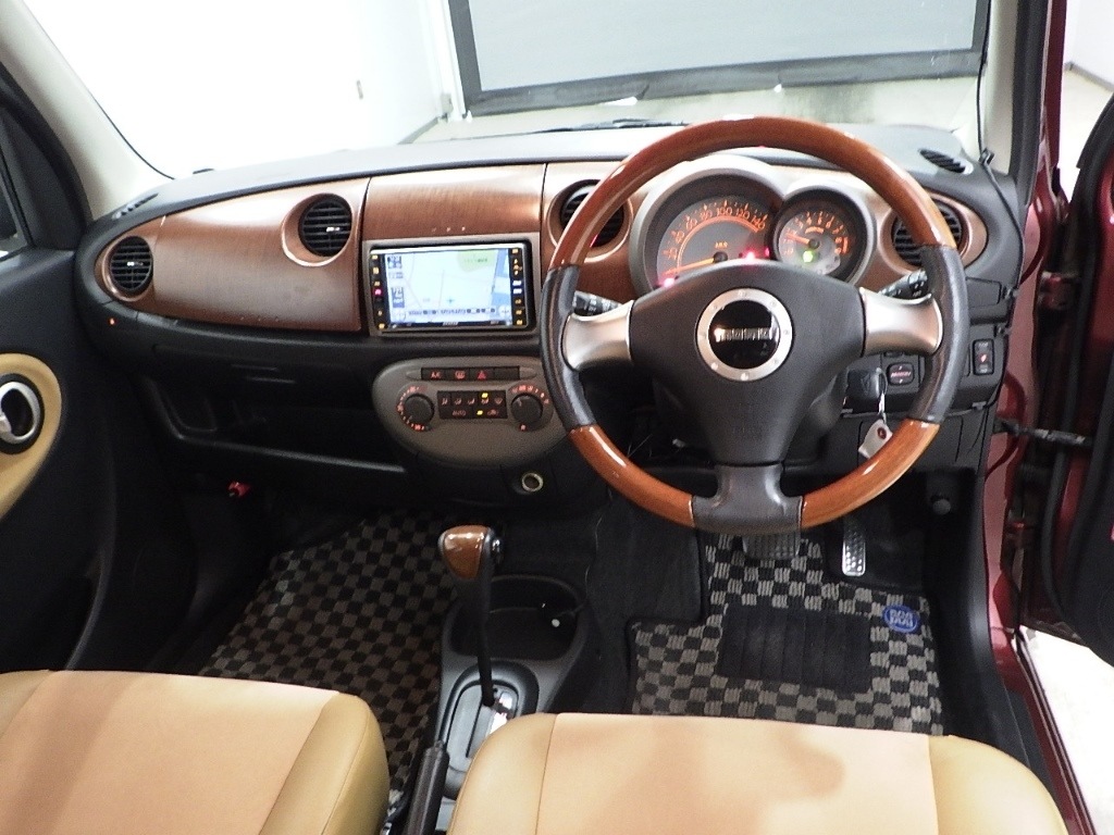 DAIHATSU MIRA GINO