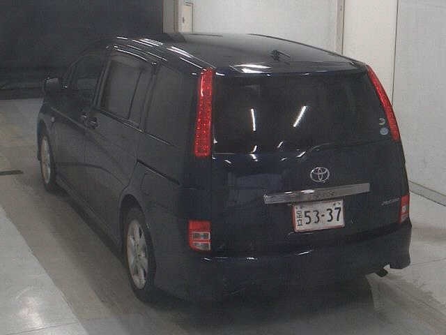 TOYOTA ISIS