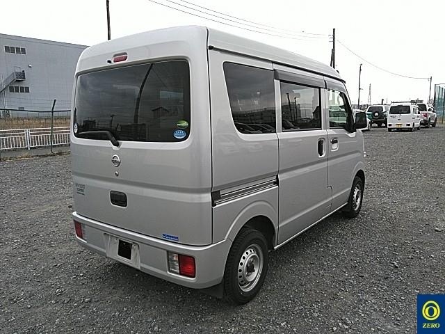 NISSAN NV100 CLIPPER