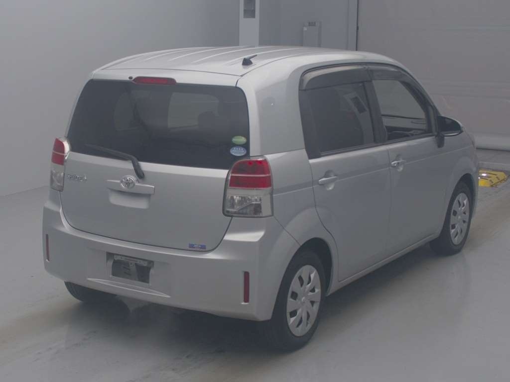 TOYOTA SPADE