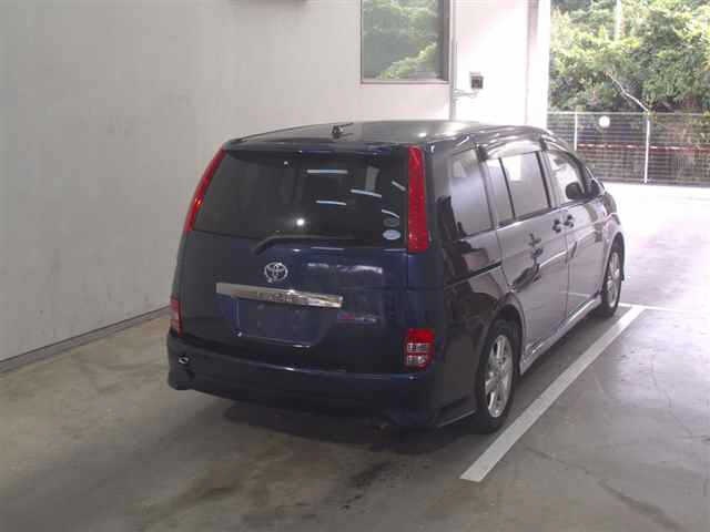 TOYOTA ISIS