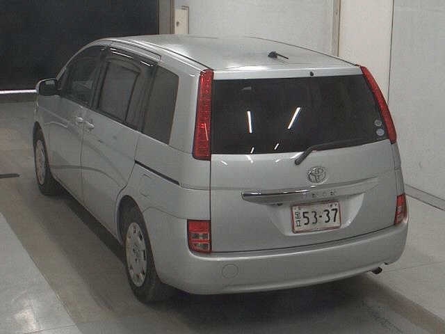 TOYOTA ISIS