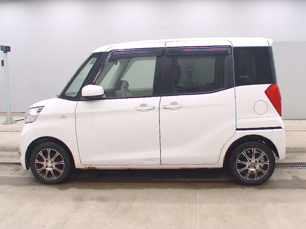 MITSUBISHI EK SPACE