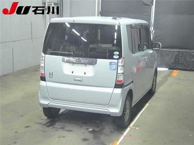 HONDA N-BOX