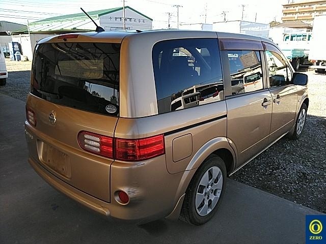 NISSAN LAFESTA