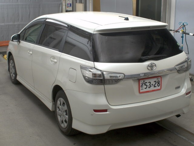 TOYOTA WISH