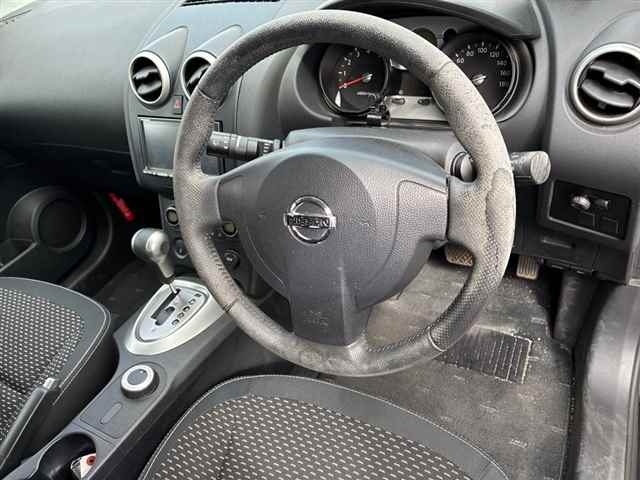 NISSAN DUALIS