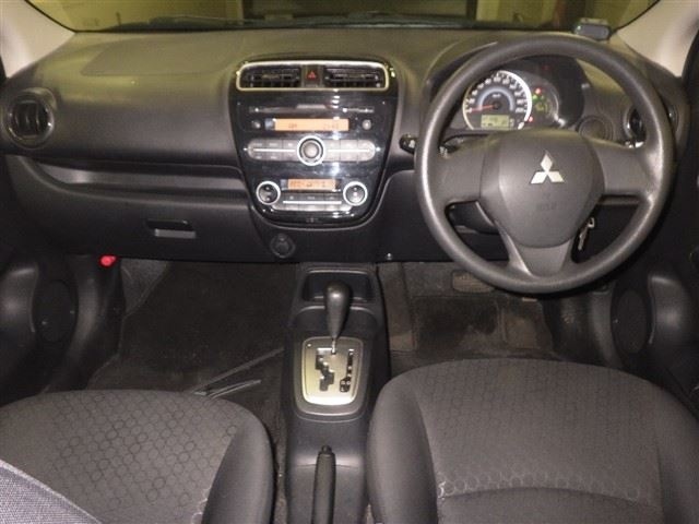 MITSUBISHI MIRAGE