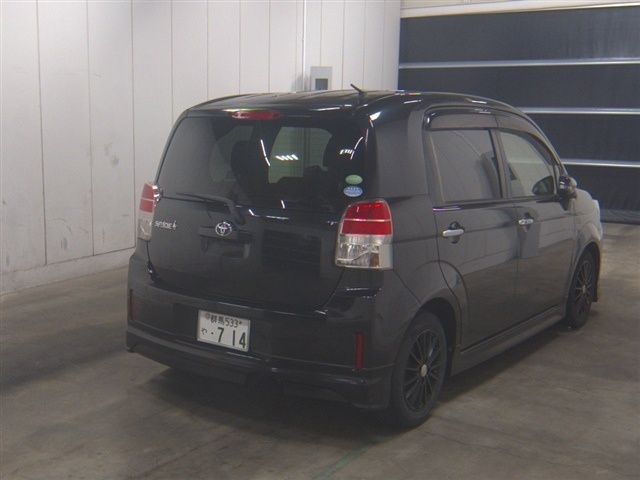TOYOTA SPADE