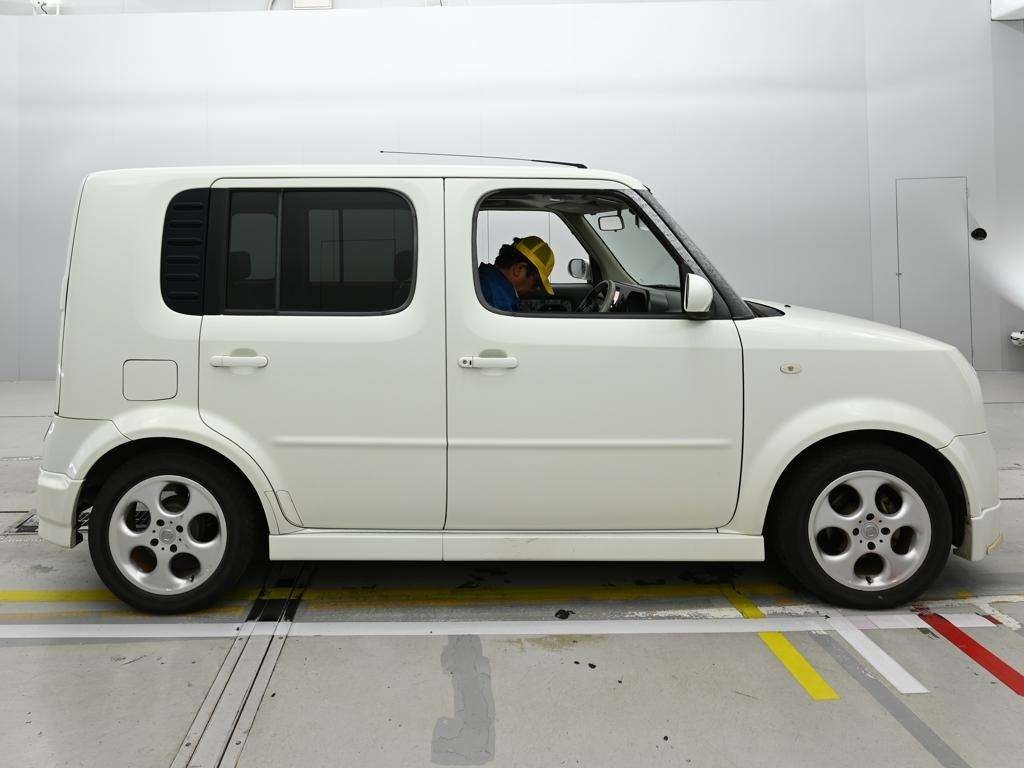 NISSAN CUBE