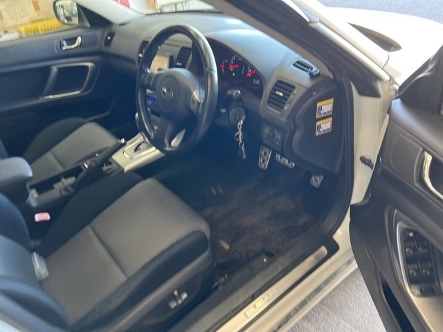SUBARU LEGACY