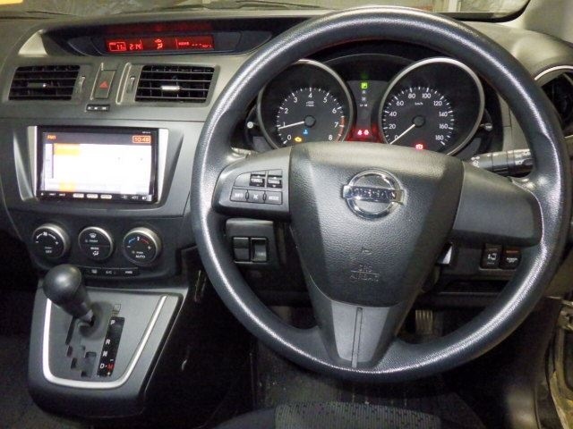 NISSAN LAFESTA