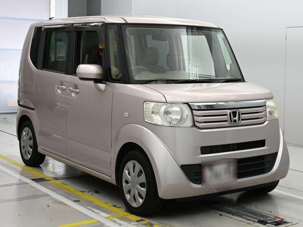 HONDA N-BOX
