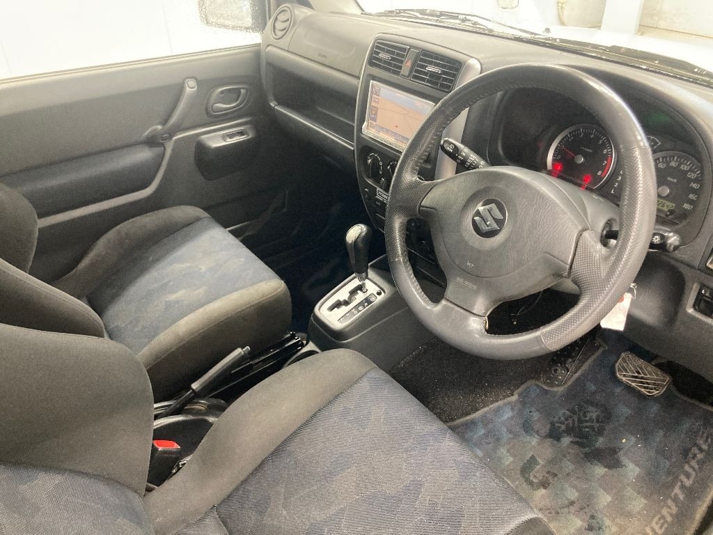 SUZUKI JIMNY SIERRA