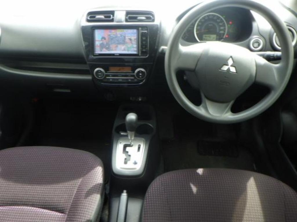 MITSUBISHI MIRAGE