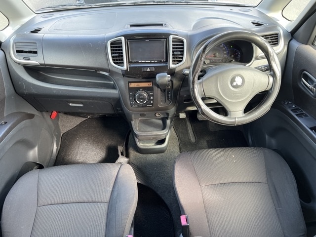 MITSUBISHI DELICA D:2