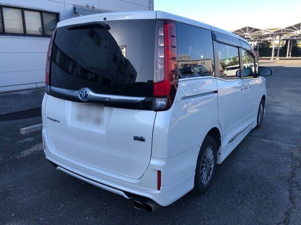 TOYOTA ESQUIRE