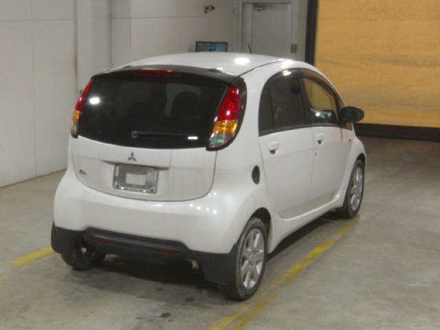 MITSUBISHI I