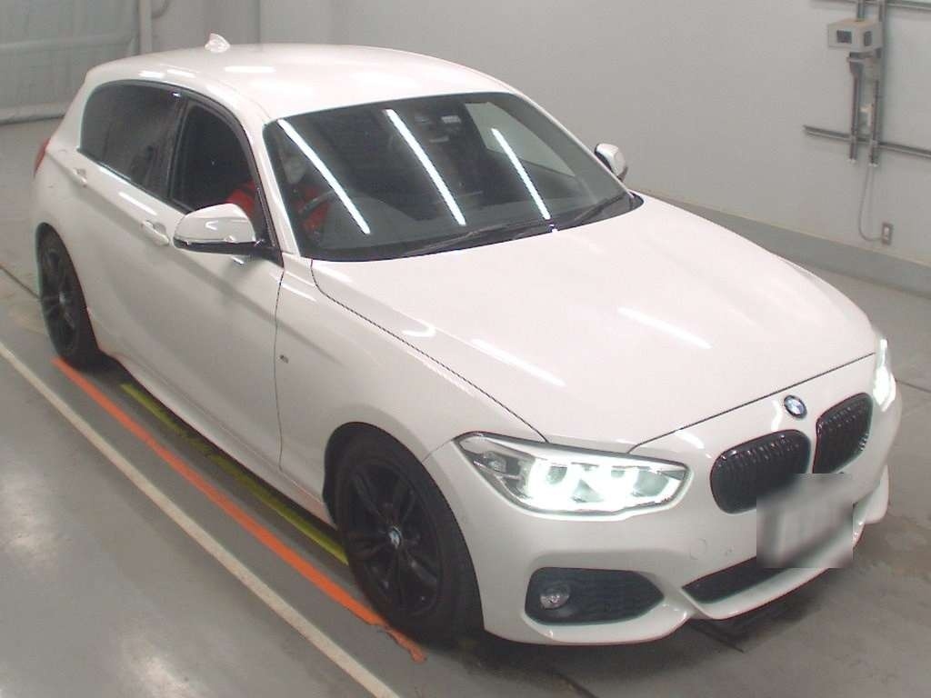 BMW 1-SERIES