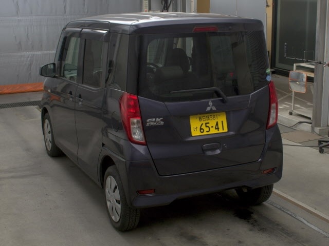 MITSUBISHI EK SPACE