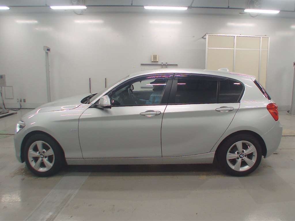 BMW 1-SERIES